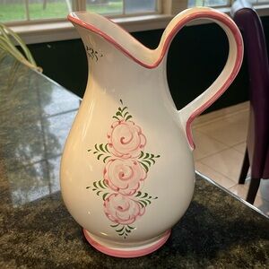 Vestal White Ceramic Vase 1423
